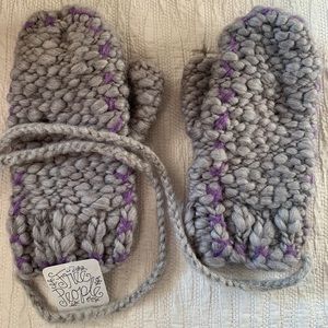 Grey Free People Mittens
